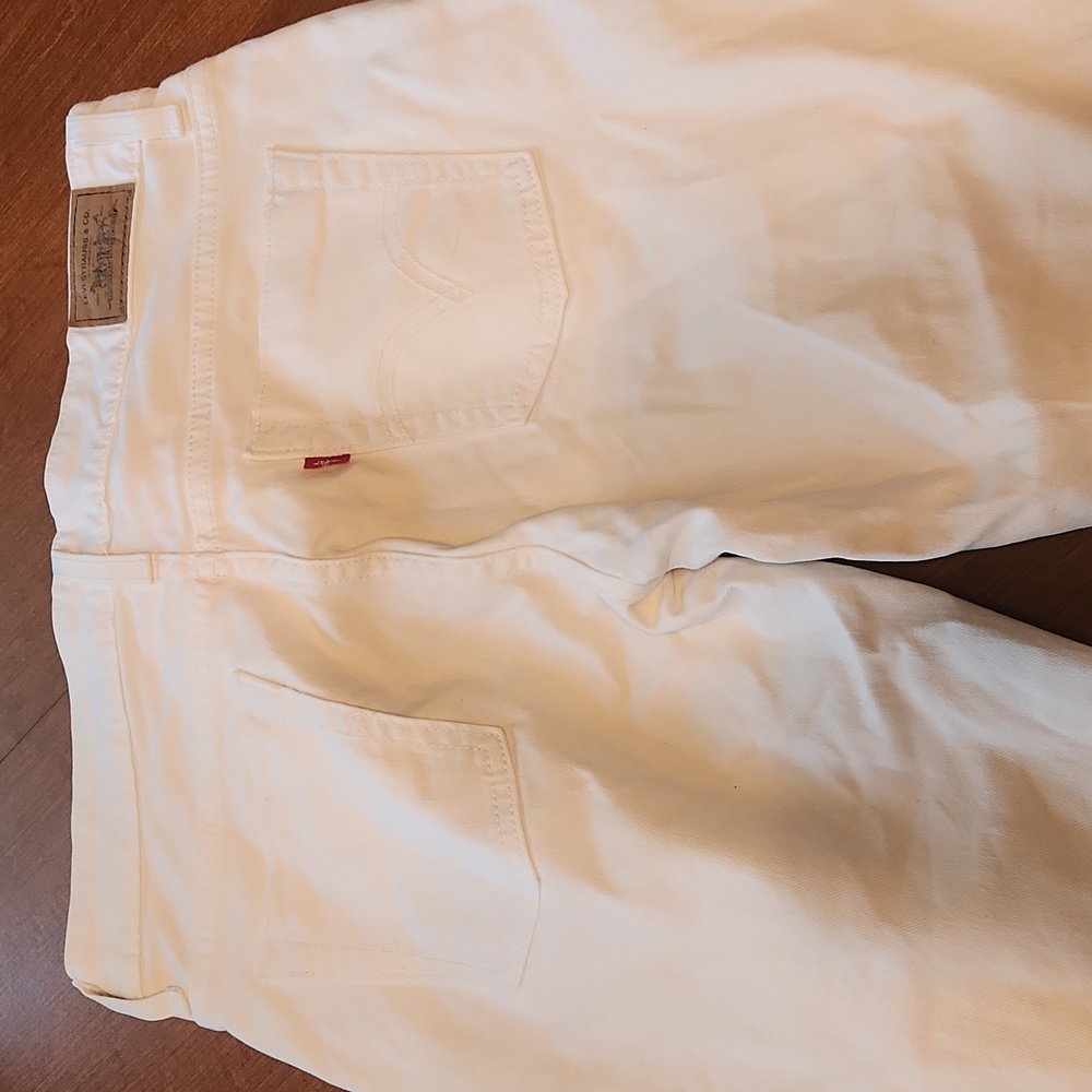 Capris* 🍀 3/$10! - Picture 2 of 3
